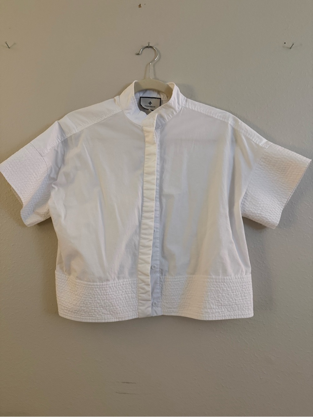 Tuckernuck White Short-Sleeve Button Front Boxy Blouse